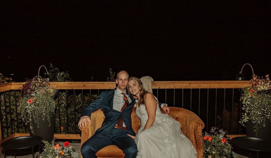 Yari and Nicole's wedding in Hope, British Columbia