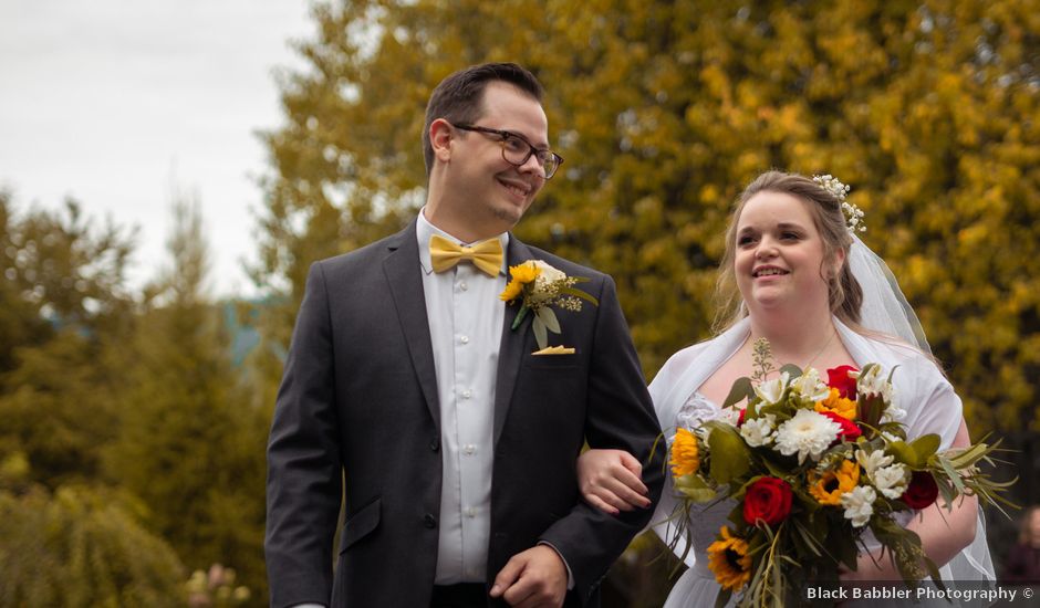 Amanda and James's wedding in Penticton, British Columbia