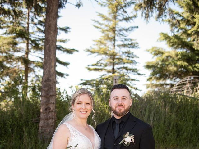 Mike and Mackenzie&apos;s wedding in Waterloo, Ontario 37