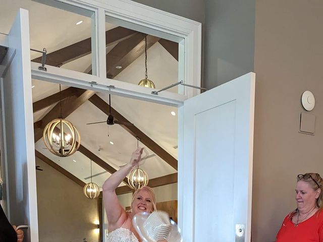 David  and Heather's wedding in King, Ontario 5