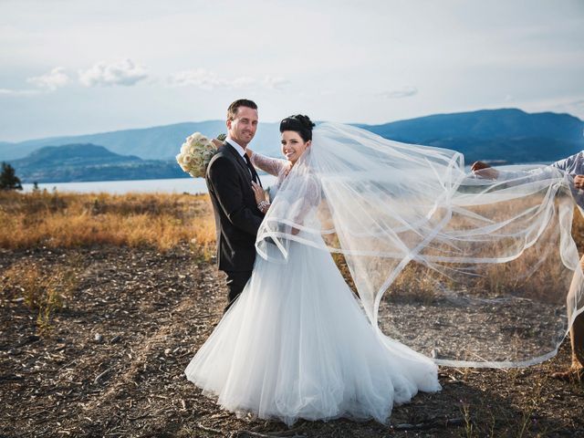 Ryan and Bobbee&apos;s wedding in Kelowna, British Columbia 54