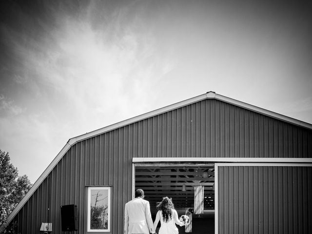 Lindon and Vanessa&apos;s wedding in Orangeville, Ontario 25