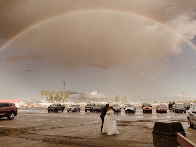 Justin and Meagan&apos;s wedding in Lethbridge, Alberta 4