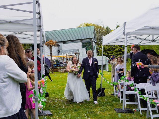 Ryan and Courtney&apos;s wedding in Dartmouth, Nova Scotia 4