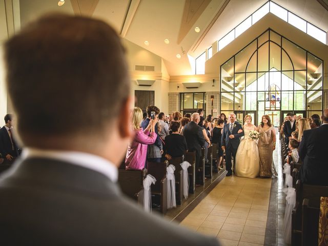Bryce and Tina&apos;s wedding in Hamilton, Ontario 20