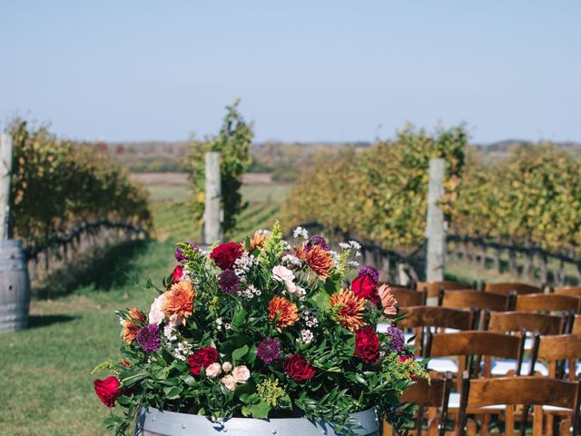 Sean and Melanie&apos;s wedding in Niagara on the Lake, Ontario 32