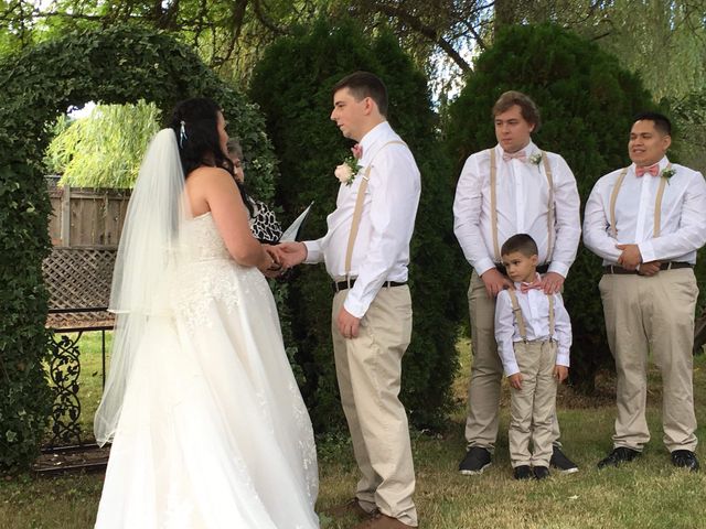 Erik and Kiera's wedding in Nanaimo, British Columbia 7