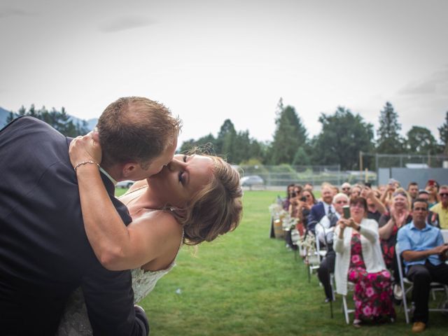 Scott and Jennifer&apos;s wedding in Chilliwack, British Columbia 21