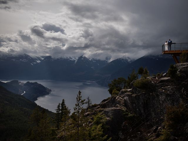 Taige and Cara&apos;s wedding in Squamish, British Columbia 36