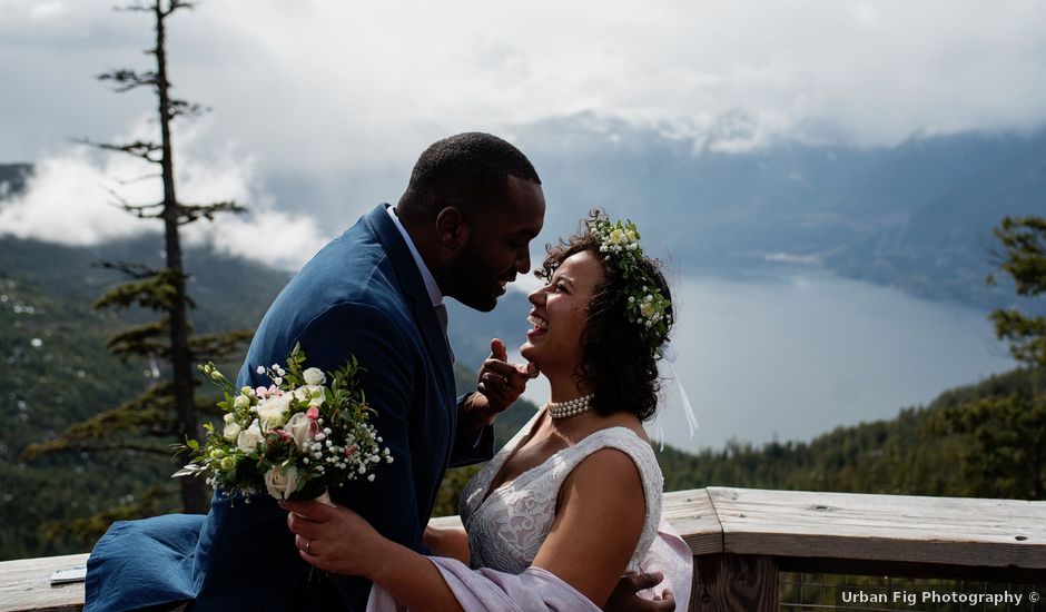 Taige and Cara's wedding in Squamish, British Columbia