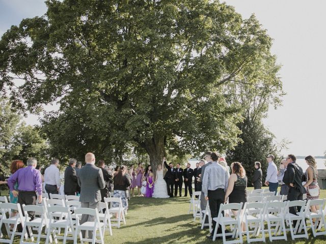 Jeff and Leanne&apos;s wedding in Bobcaygeon, Ontario 41