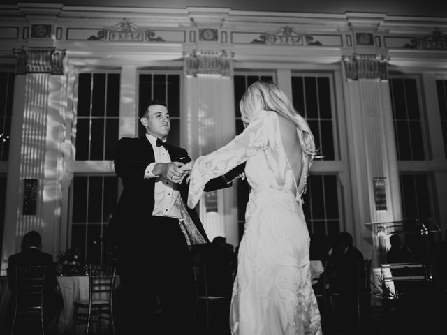 Sean Bozuk and Lindsay Sganga&apos;s wedding in Toronto, Ontario 40