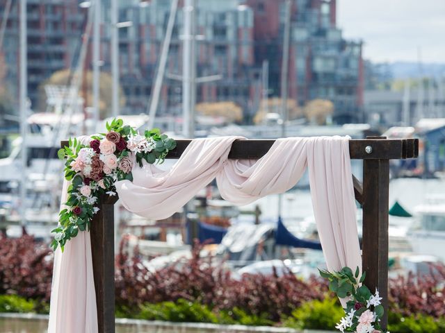 Mike and Deanna&apos;s wedding in Victoria, British Columbia 26