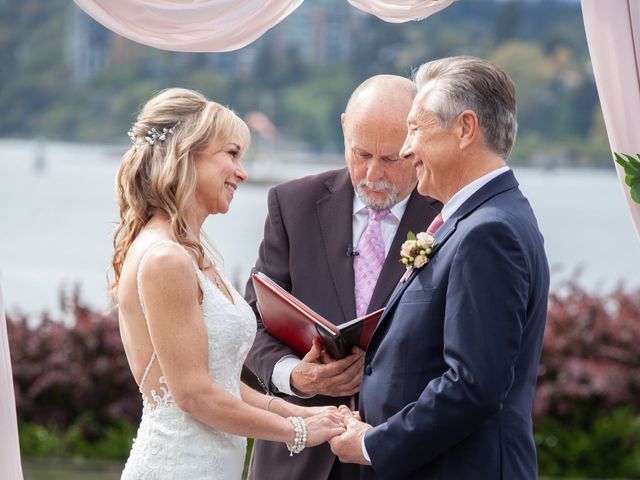 Mike and Deanna&apos;s wedding in Victoria, British Columbia 31