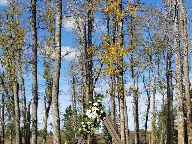 Becca and Kaylie&apos;s wedding in Sylvan Lake, Alberta 3