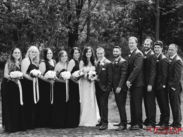 Jared and Jesstine&apos;s wedding in Hamilton, Ontario 23