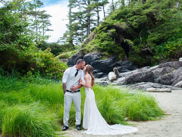 Scott and Harmony&apos;s wedding in Tofino, British Columbia 17