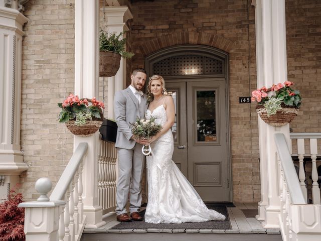 Dakota Grant and Taylor Grant&apos;s wedding in New Hamburg, Ontario 6