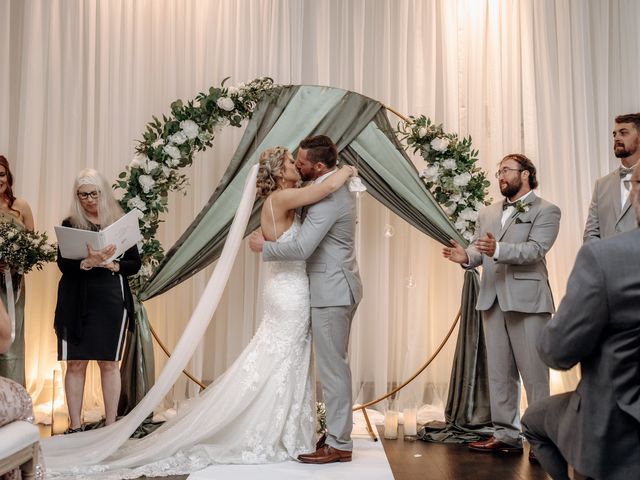 Dakota Grant and Taylor Grant&apos;s wedding in New Hamburg, Ontario 8