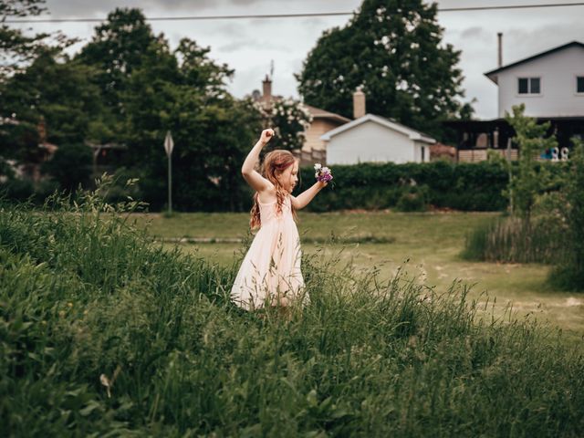 Andy and Hailey&apos;s wedding in Dunnville, Ontario 85