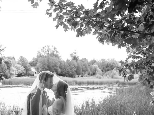 Luke and Sara's wedding in Alton, Ontario 4
