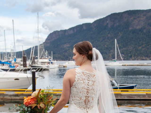 Roy and Megan&apos;s wedding in Vancouver Island, British Columbia 6
