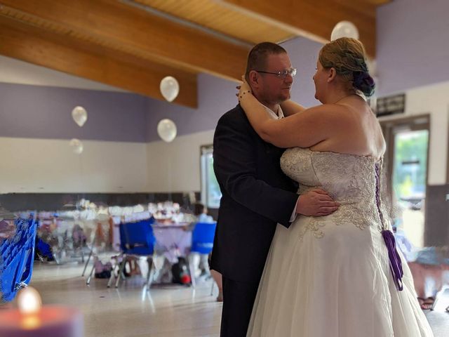 Eric and Brittney&apos;s wedding in Winnipeg, Manitoba 3