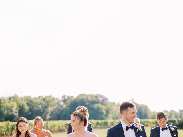 Connor and Ainsley&apos;s wedding in Niagara on the Lake, Ontario 15