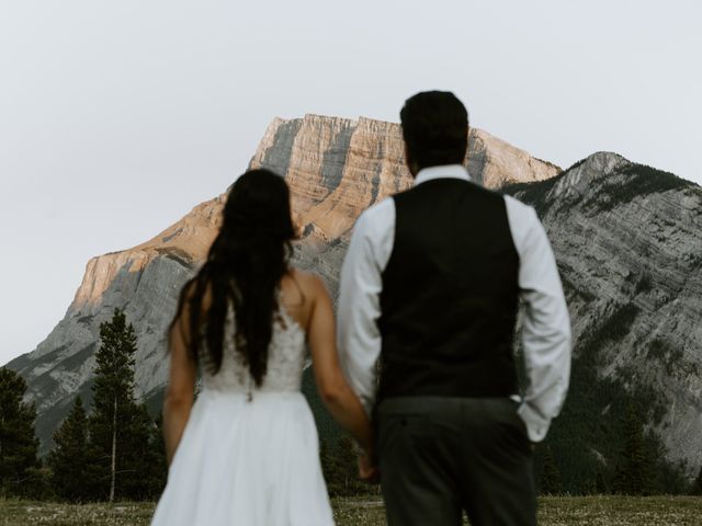 Travis and Emily&apos;s wedding in Banff, Alberta 51
