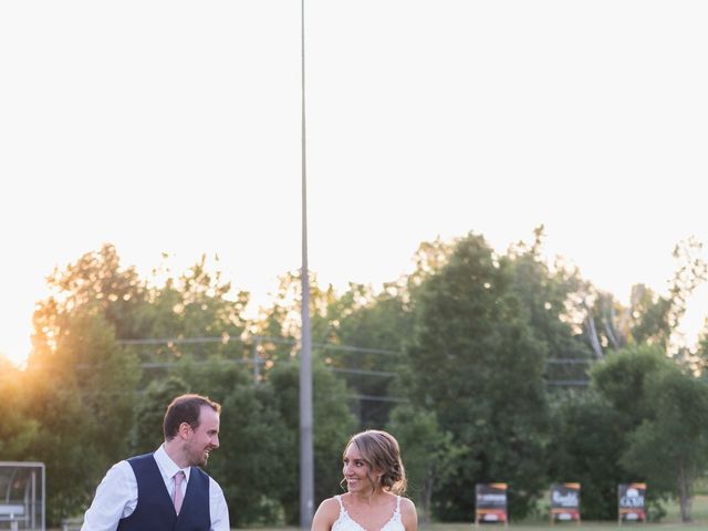Natalie and Adam&apos;s wedding in St Catharines, Ontario 24