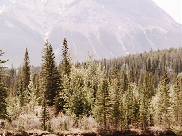 Sebastien and Cristina&apos;s wedding in Canmore, Alberta 26