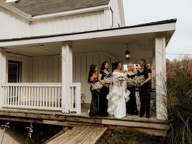 Francesca and John&apos;s wedding in Ancaster, Ontario 7