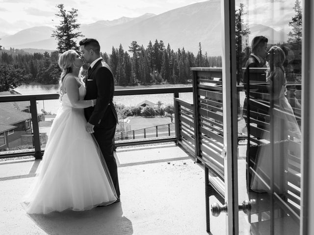 Dustin and Shannon&apos;s wedding in Jasper, Alberta 13