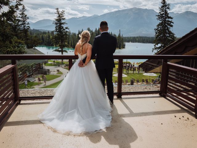 Dustin and Shannon&apos;s wedding in Jasper, Alberta 15