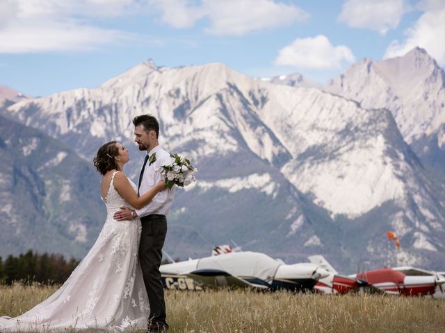 Justin and Angeline&apos;s wedding in Jasper, Alberta 12