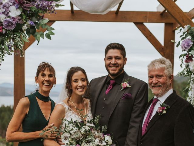 Justin and Kelly&apos;s wedding in Kelowna, British Columbia 23