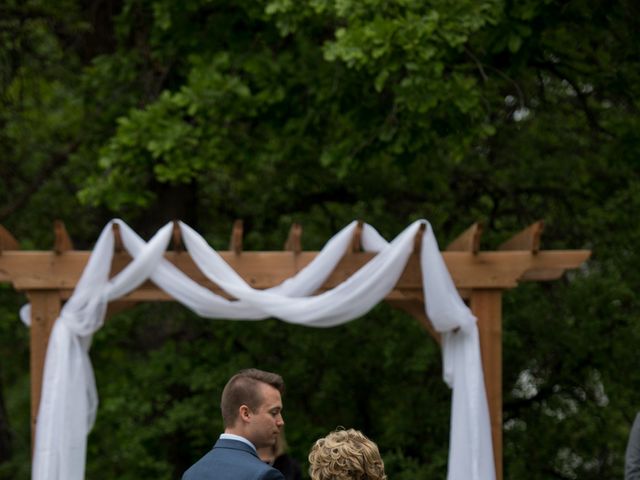 Larissa and Ryan&apos;s wedding in Winnipeg, Manitoba 37