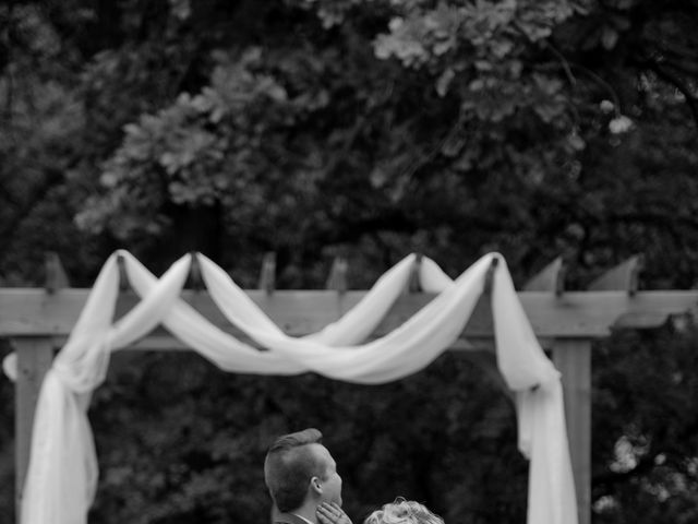 Larissa and Ryan&apos;s wedding in Winnipeg, Manitoba 40