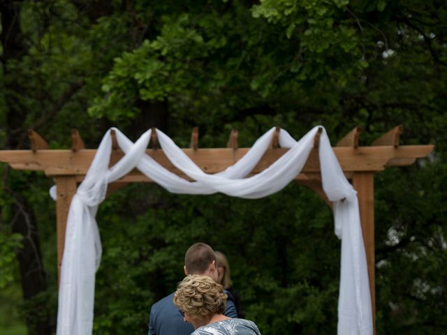 Larissa and Ryan&apos;s wedding in Winnipeg, Manitoba 41