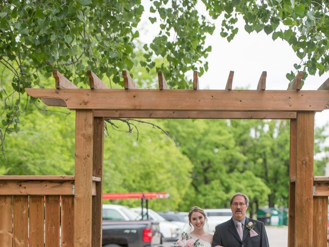 Larissa and Ryan&apos;s wedding in Winnipeg, Manitoba 59