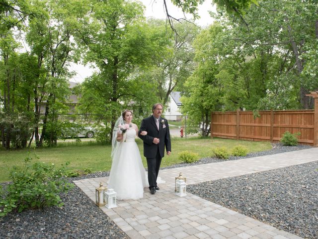 Larissa and Ryan&apos;s wedding in Winnipeg, Manitoba 70