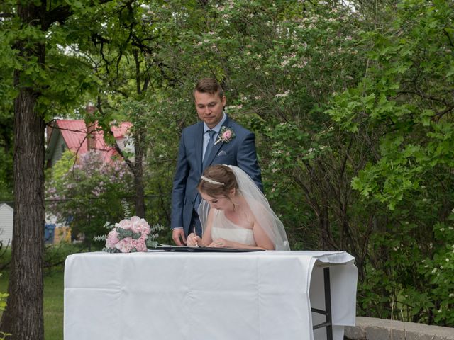 Larissa and Ryan&apos;s wedding in Winnipeg, Manitoba 134