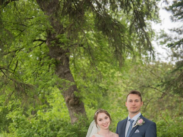 Larissa and Ryan&apos;s wedding in Winnipeg, Manitoba 190