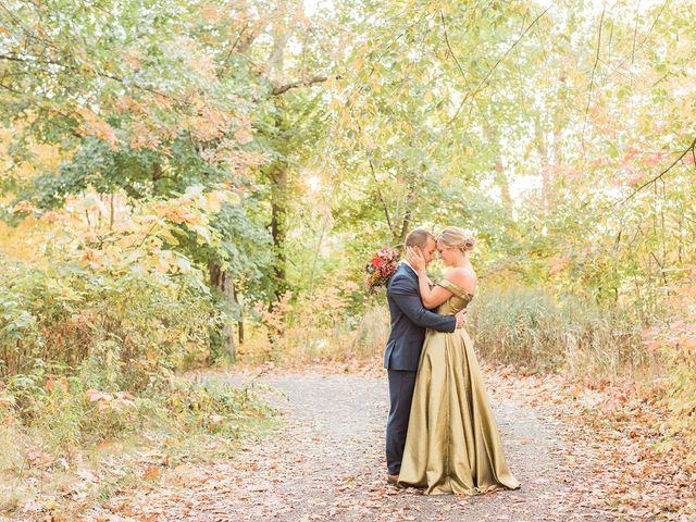 Colin and Matteke&apos;s wedding in Lansdowne, Ontario 48