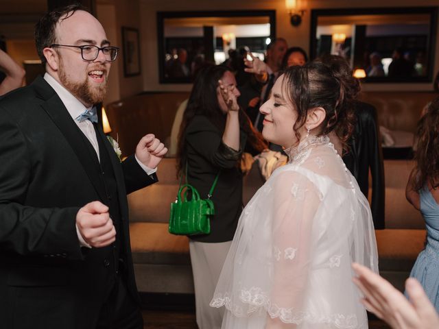 Dylan and Roberta's wedding in Vancouver, British Columbia 42