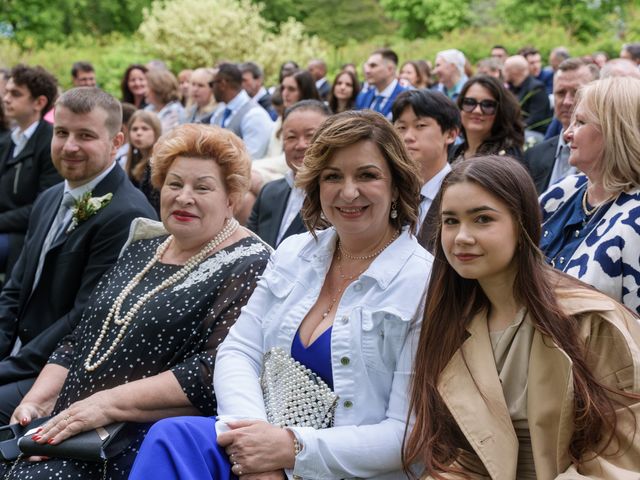 Artur and Ksusha's wedding in Rigaud, Quebec 32