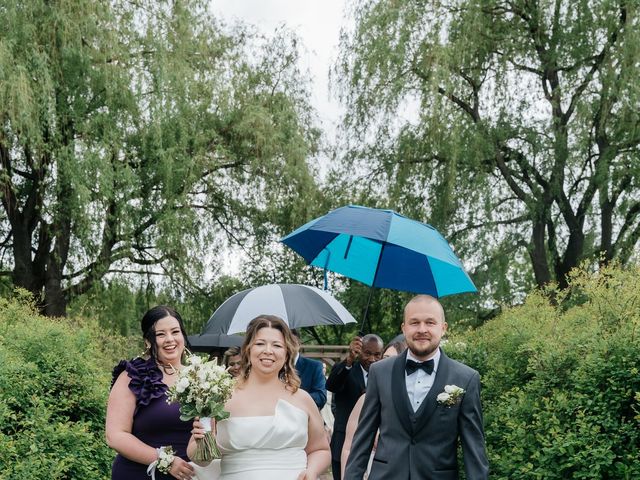 Artur and Ksusha's wedding in Rigaud, Quebec 45
