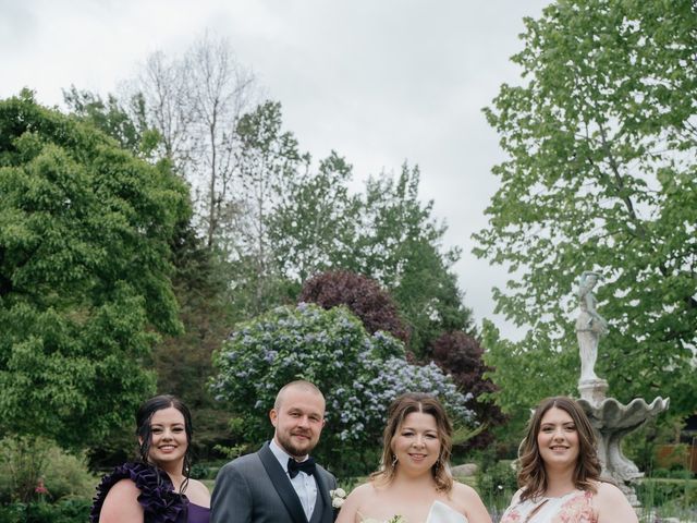Artur and Ksusha's wedding in Rigaud, Quebec 48