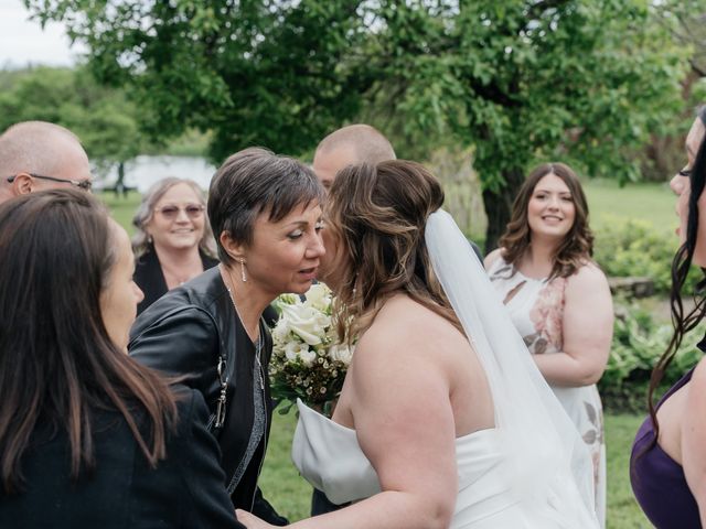 Artur and Ksusha's wedding in Rigaud, Quebec 49