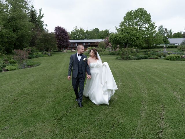 Artur and Ksusha's wedding in Rigaud, Quebec 56